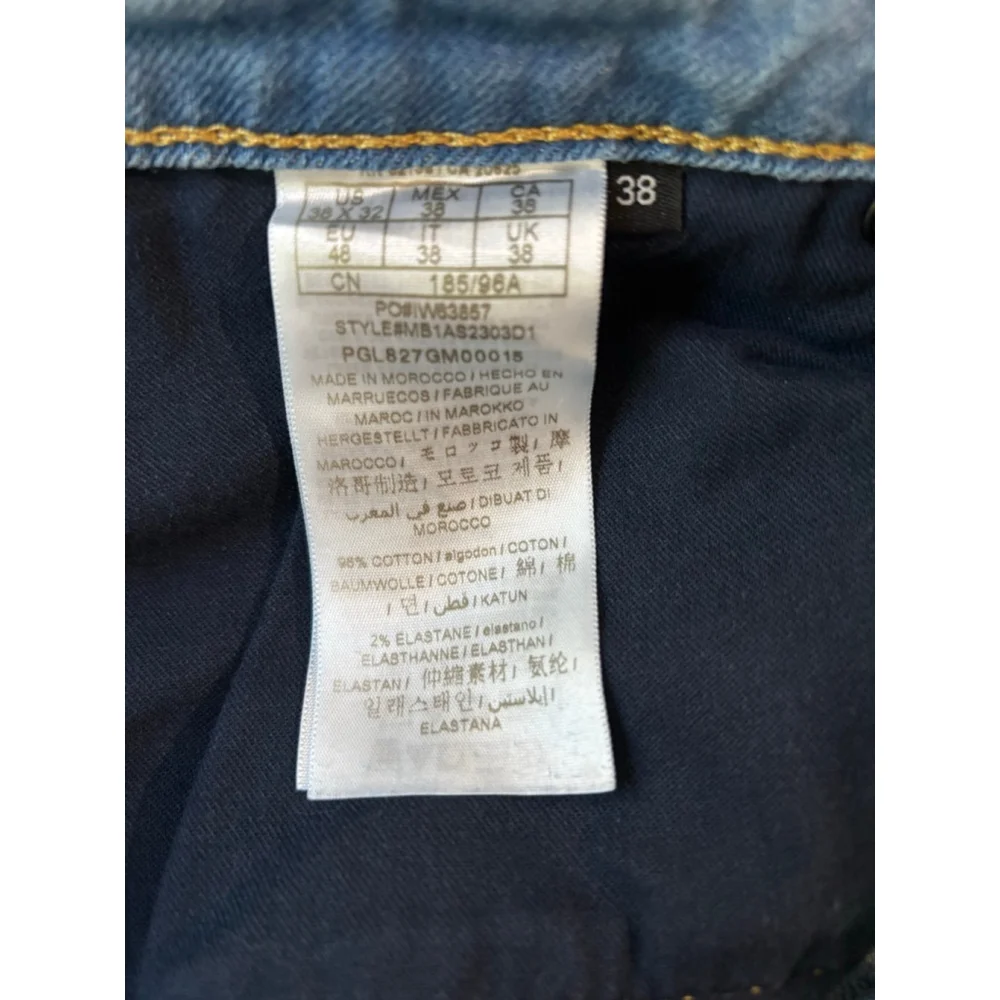 F13. Men’s Guess Denim Jeans, Light Wash, Factory Distressed, Slim Tapered, 38